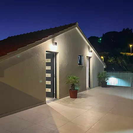 Вилла Mediterranean Oasis Seaside With Pool