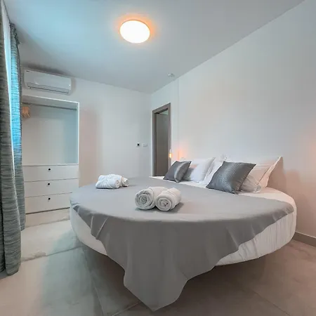 Вилла Mediterranean Oasis Seaside With Pool