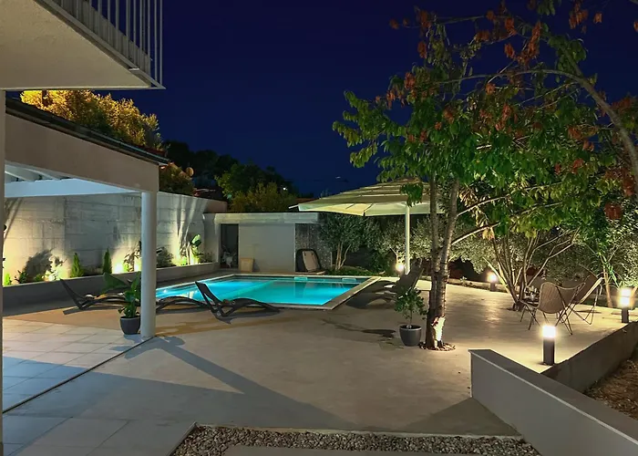 Mediterranean Oasis Seaside With Pool * Split