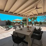 Mediterranean Oasis Seaside With Pool * Spalato
